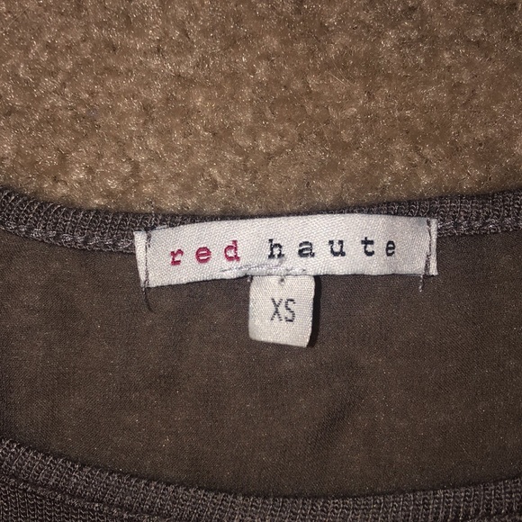 Red Haute Green High Low Top - Picture 2 of 2